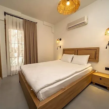 Hotel Zuemruet Boutique *