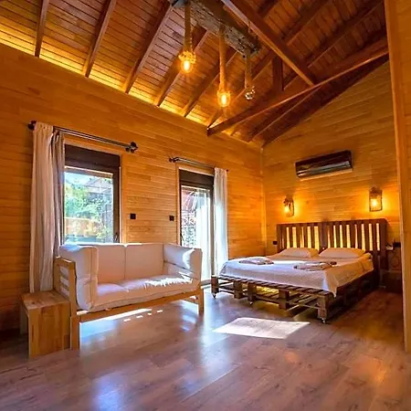 Hotell Zuemruet Boutique *